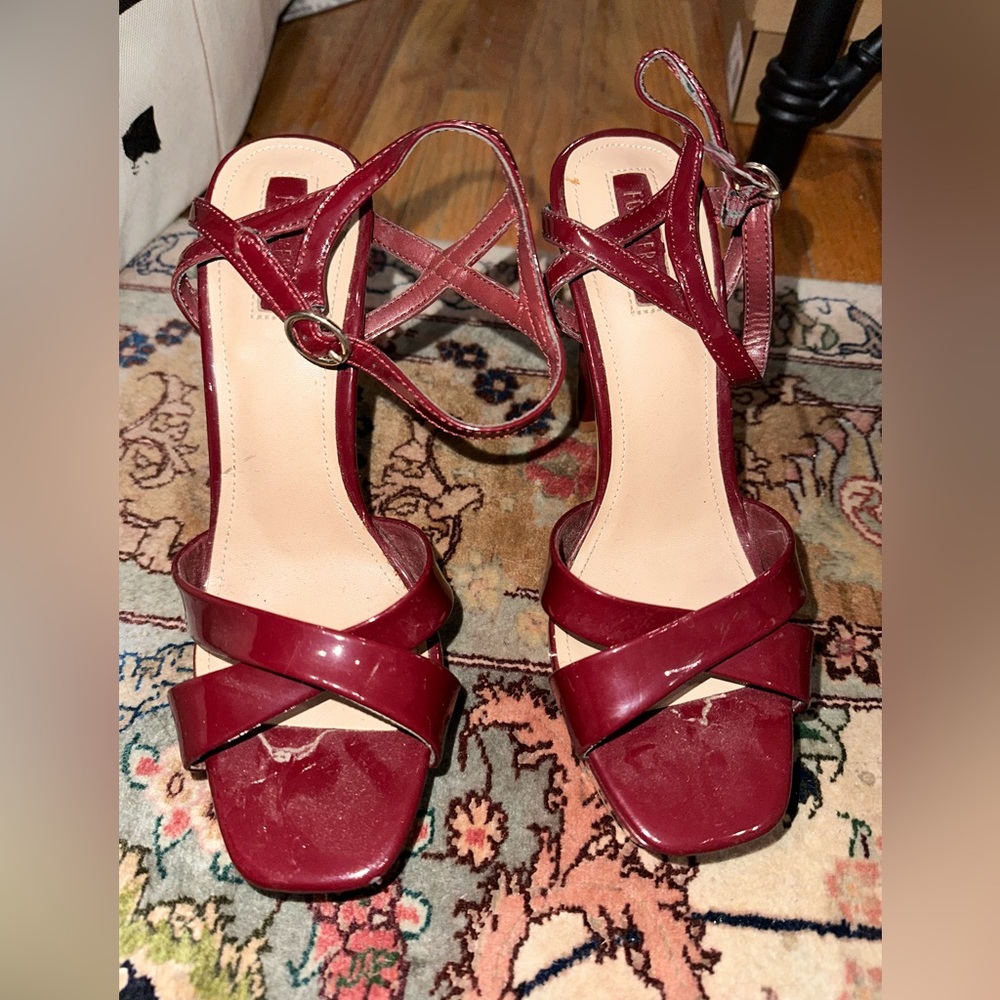 Forever 21 burgundy 6in heels